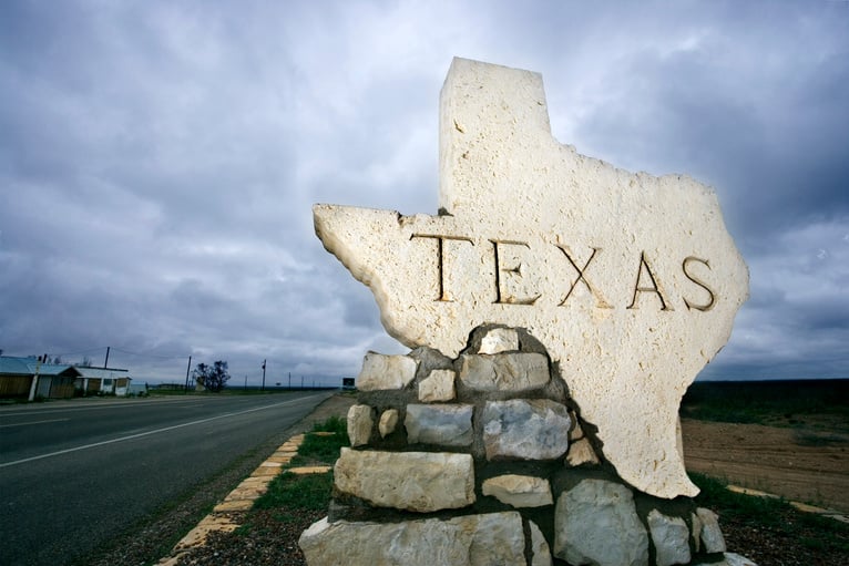 Texas sign at border